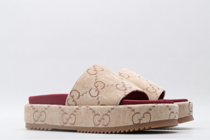 GUI SANDAL