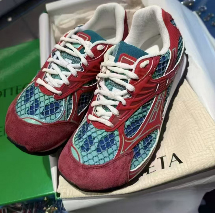 BV sneaker