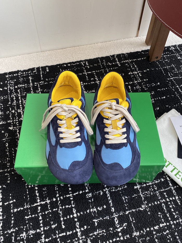 BV sneaker