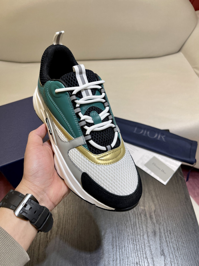 D10R SNEAKER