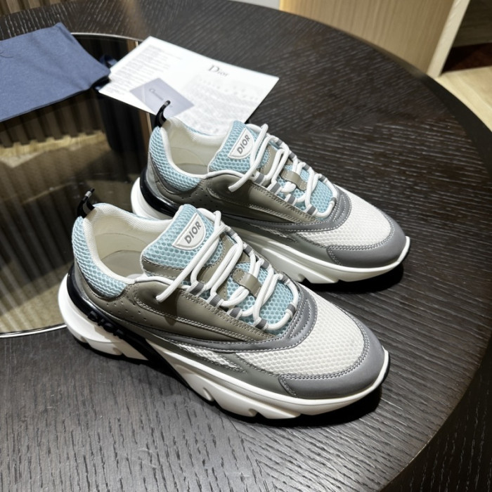 D10R SNEAKER